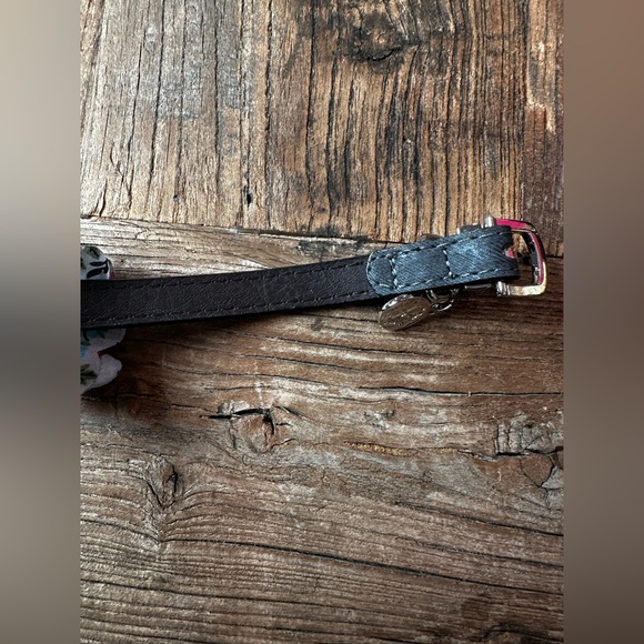 Floral Dog Collar with Multicolor Flower - Picture 8 of 10